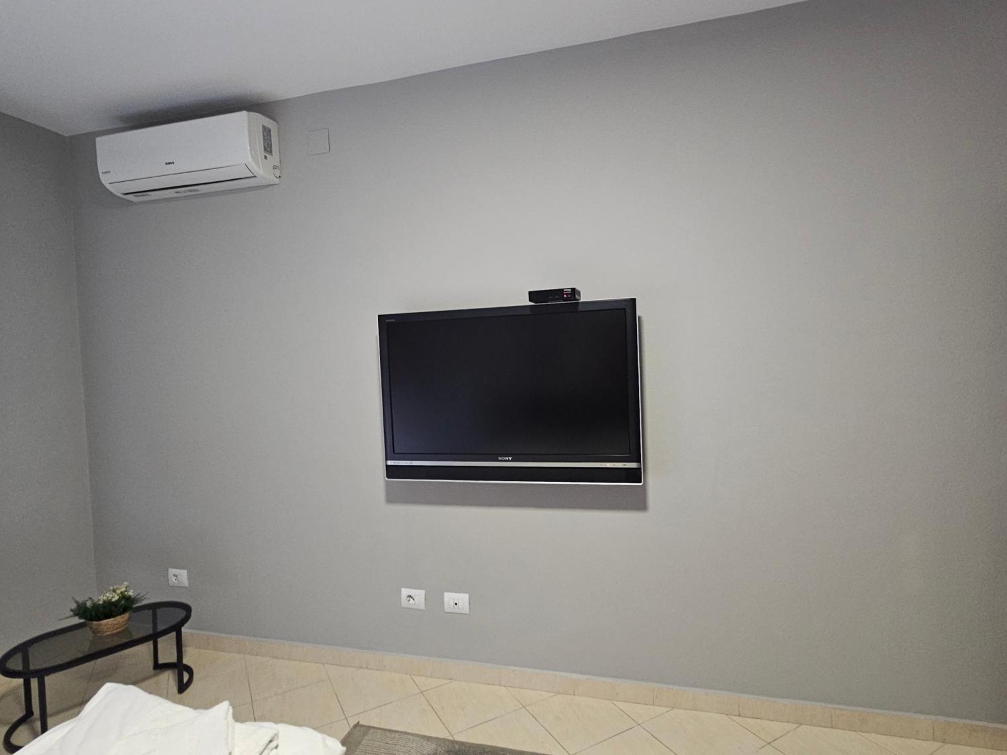 Tirana Center Apartment 12 Bagian luar foto