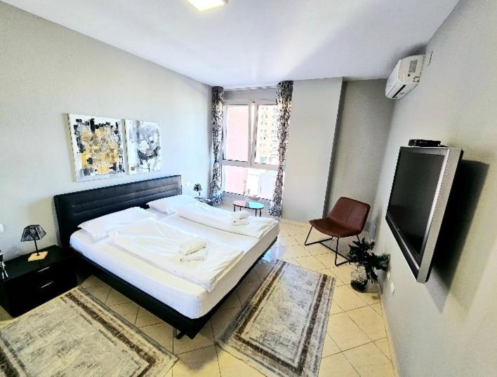 Tirana Center Apartment 12 Bagian luar foto